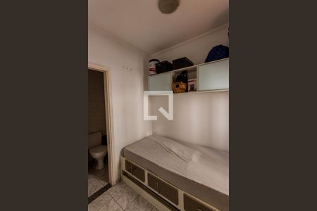 Apartamento à venda com 118m², 3 quartos e 3 vagas Apartamento à venda com 118m², 3 quartos e 3 vagasQuarto de Serviço