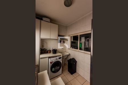 Apartamento à venda com 118m², 3 quartos e 3 vagas Apartamento à venda com 118m², 3 quartos e 3 vagasÁrea de Serviço