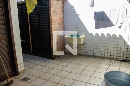 Casa de condomínio à venda com 550m², 5 quartos e 3 vagas