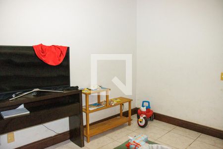 Casa de condomínio à venda com 550m², 5 quartos e 3 vagas