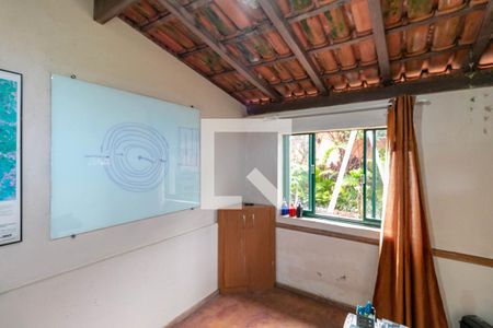 Casa à venda com 209m², 4 quartos e 2 vagasQuarto 4