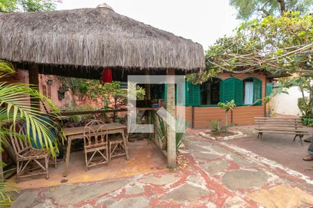 Casa à venda com 209m², 4 quartos e 2 vagasQuintal