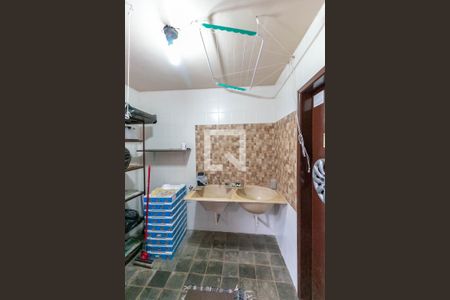 Casa à venda com 209m², 4 quartos e 2 vagasÁrea de Serviço