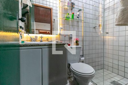 Casa à venda com 209m², 4 quartos e 2 vagasBanheiro da Suíte