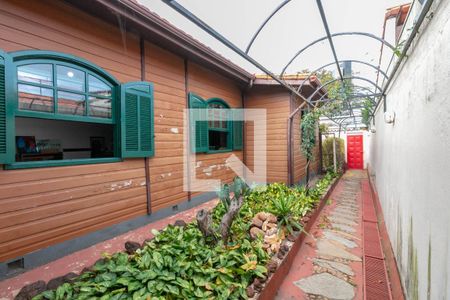 Casa à venda com 209m², 4 quartos e 2 vagasQuintal