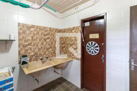 Casa à venda com 209m², 4 quartos e 2 vagasÁrea de Serviço