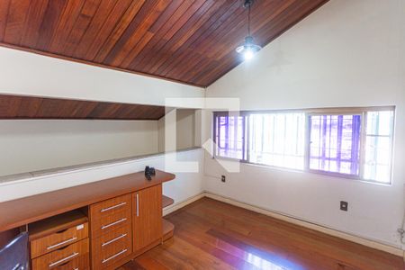 Casa à venda com 460m², 5 quartos e 3 vagasEscritório 2