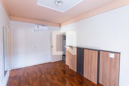 Casa à venda com 460m², 5 quartos e 3 vagasSuíte 3