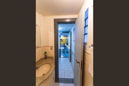 Casa à venda com 460m², 5 quartos e 3 vagasBanheiro da Suíte 4