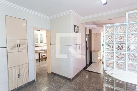 Casa à venda com 460m², 5 quartos e 3 vagasÁrea de Serviço