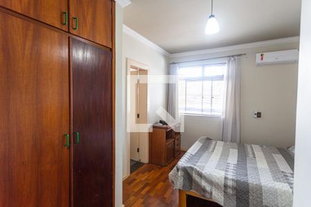 Casa à venda com 460m², 5 quartos e 3 vagasSuíte 2