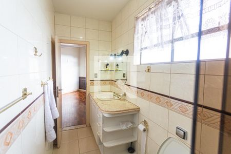 Casa à venda com 460m², 5 quartos e 3 vagasBanheiro da Suíte 1