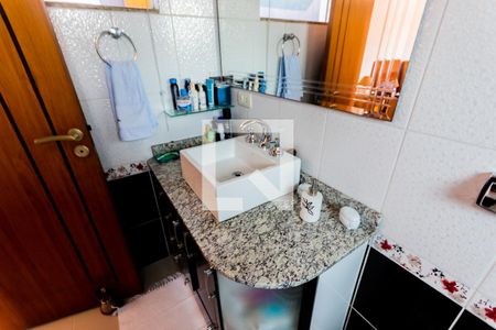 Casa à venda com 310m², 3 quartos e 7 vagas Casa à venda com 310m², 3 quartos e 7 vagasPia