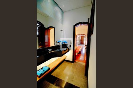 Casa à venda com 450m², 4 quartos e 8 vagas Casa à venda com 450m², 4 quartos e 8 vagasLavabo