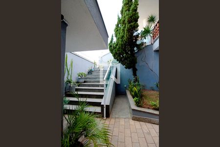 Casa à venda com 450m², 4 quartos e 8 vagas Casa à venda com 450m², 4 quartos e 8 vagasÁrea externa