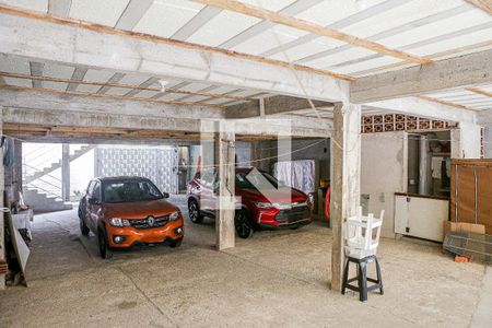 Casa à venda com 170m², 2 quartos e 8 vagasGaragem