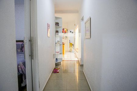 Casa à venda com 170m², 2 quartos e 8 vagasCorredor