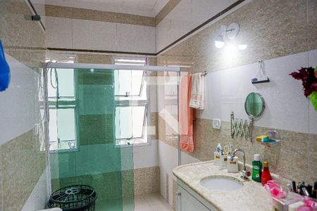 Casa à venda com 170m², 2 quartos e 8 vagasBanheiro Suite 1