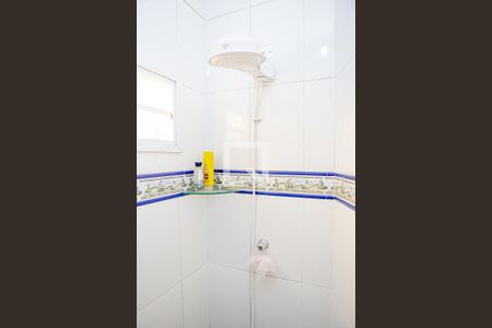 Casa à venda com 170m², 2 quartos e 8 vagasBanheiro Suíte 2