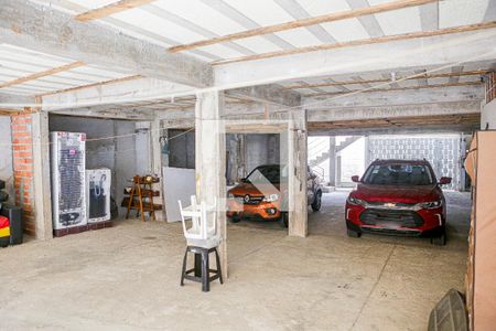 Casa à venda com 170m², 2 quartos e 8 vagasGaragem