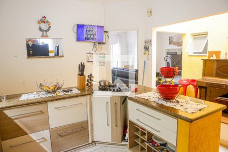 Casa à venda com 170m², 2 quartos e 8 vagasCozinha