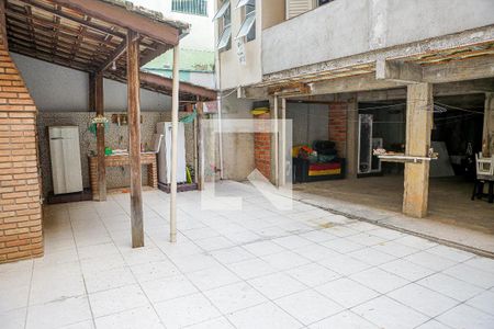 Casa à venda com 170m², 2 quartos e 8 vagasGaragem