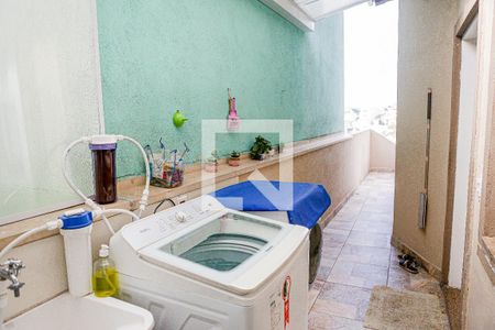 Casa à venda com 170m², 2 quartos e 8 vagasÁrea de Serviço