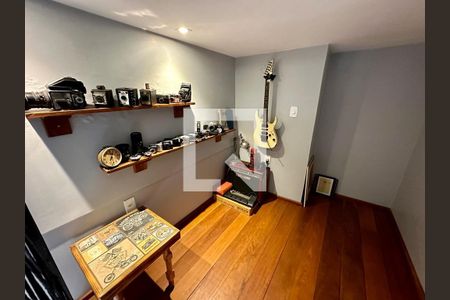 Apartamento à venda com 176m², 3 quartos e 1 vaga Apartamento à venda com 176m², 3 quartos e 1 vagaMezanino do Quarto 2