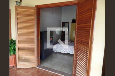 Casa à venda com 340m², 5 quartos e 6 vagas