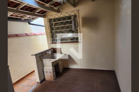 Casa à venda com 165m², 3 quartos e 3 vagas