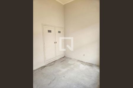 Casa à venda com 165m², 3 quartos e 3 vagas