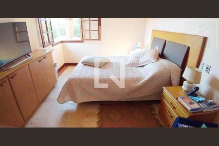 Casa à venda com 380m², 4 quartos e 4 vagas