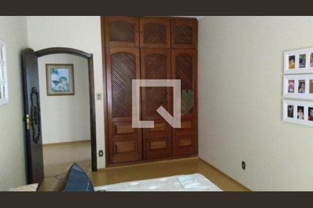 Casa à venda com 451m², 4 quartos e 6 vagas