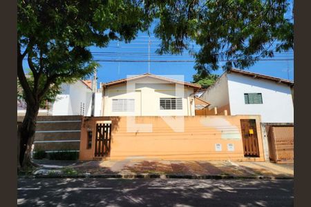 Casa à venda com 115m², 2 quartos e sem vaga