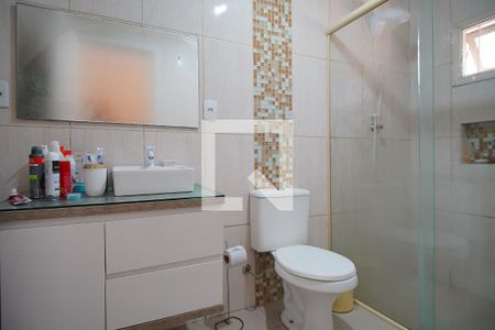 Casa à venda com 109m², 3 quartos e 6 vagasBanheiro  suíte 