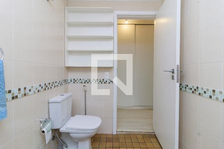 Apartamento à venda com 270m², 3 quartos e 4 vagas Apartamento à venda com 270m², 3 quartos e 4 vagasSuíte - Banheiro