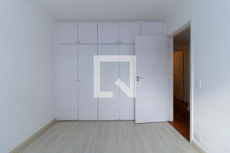 Apartamento à venda com 270m², 3 quartos e 4 vagas Apartamento à venda com 270m², 3 quartos e 4 vagasQuarto 2