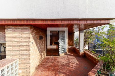 Apartamento à venda com 270m², 3 quartos e 4 vagas Apartamento à venda com 270m², 3 quartos e 4 vagasCobertura - Área Externa