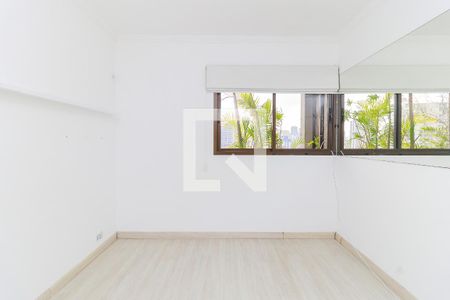 Apartamento à venda com 270m², 3 quartos e 4 vagas Apartamento à venda com 270m², 3 quartos e 4 vagasQuarto 3