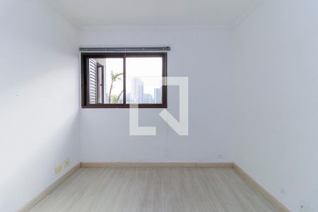 Apartamento à venda com 270m², 3 quartos e 4 vagas Apartamento à venda com 270m², 3 quartos e 4 vagasQuarto 2