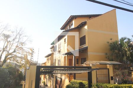 Casa de condomínio à venda com 168m², 3 quartos e 2 vagasFachada do Condomínio