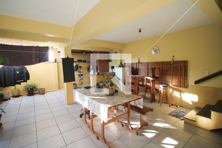 Casa de condomínio à venda com 168m², 3 quartos e 2 vagasVaranda