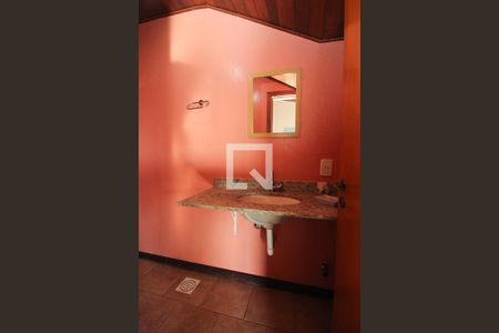 Casa de condomínio à venda com 168m², 3 quartos e 2 vagasLavabo 1