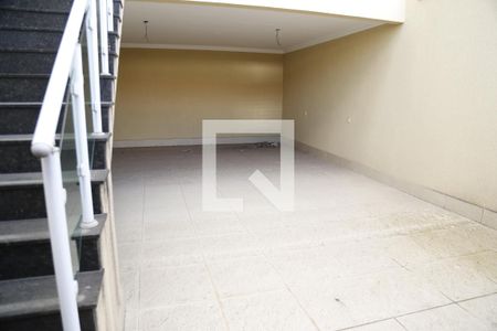 Casa à venda com 130m², 3 quartos e 3 vagasGaragem