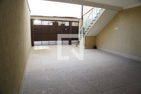 Casa à venda com 130m², 3 quartos e 3 vagasGaragem