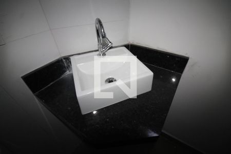 Apartamento à venda com 45m², 2 quartos e sem vagaBanheiro