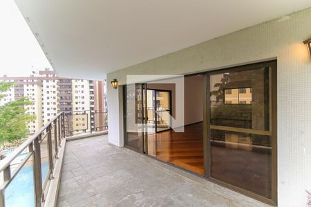 Apartamento à venda com 195m², 4 quartos e 3 vagas Apartamento à venda com 195m², 4 quartos e 3 vagasVaranda da Sala