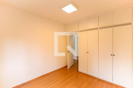 Apartamento à venda com 195m², 4 quartos e 3 vagas Apartamento à venda com 195m², 4 quartos e 3 vagasQuarto 3
