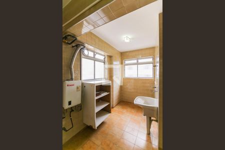 Apartamento à venda com 195m², 4 quartos e 3 vagas Apartamento à venda com 195m², 4 quartos e 3 vagasÁrea de Serviço