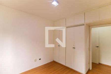 Apartamento à venda com 195m², 4 quartos e 3 vagas Apartamento à venda com 195m², 4 quartos e 3 vagasQuarto 2